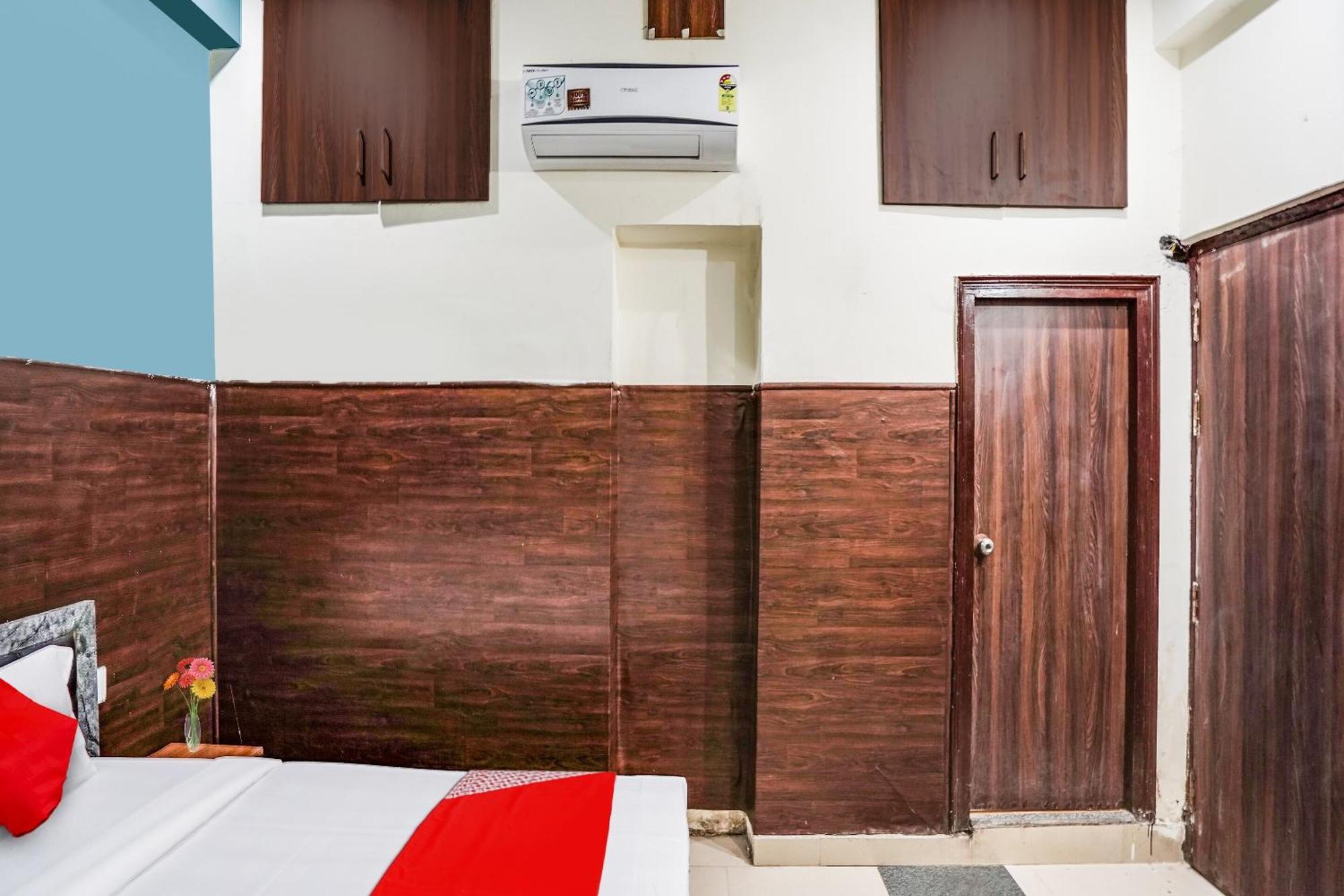Hotel O Dream Palace Inn Noida Zewnętrze zdjęcie