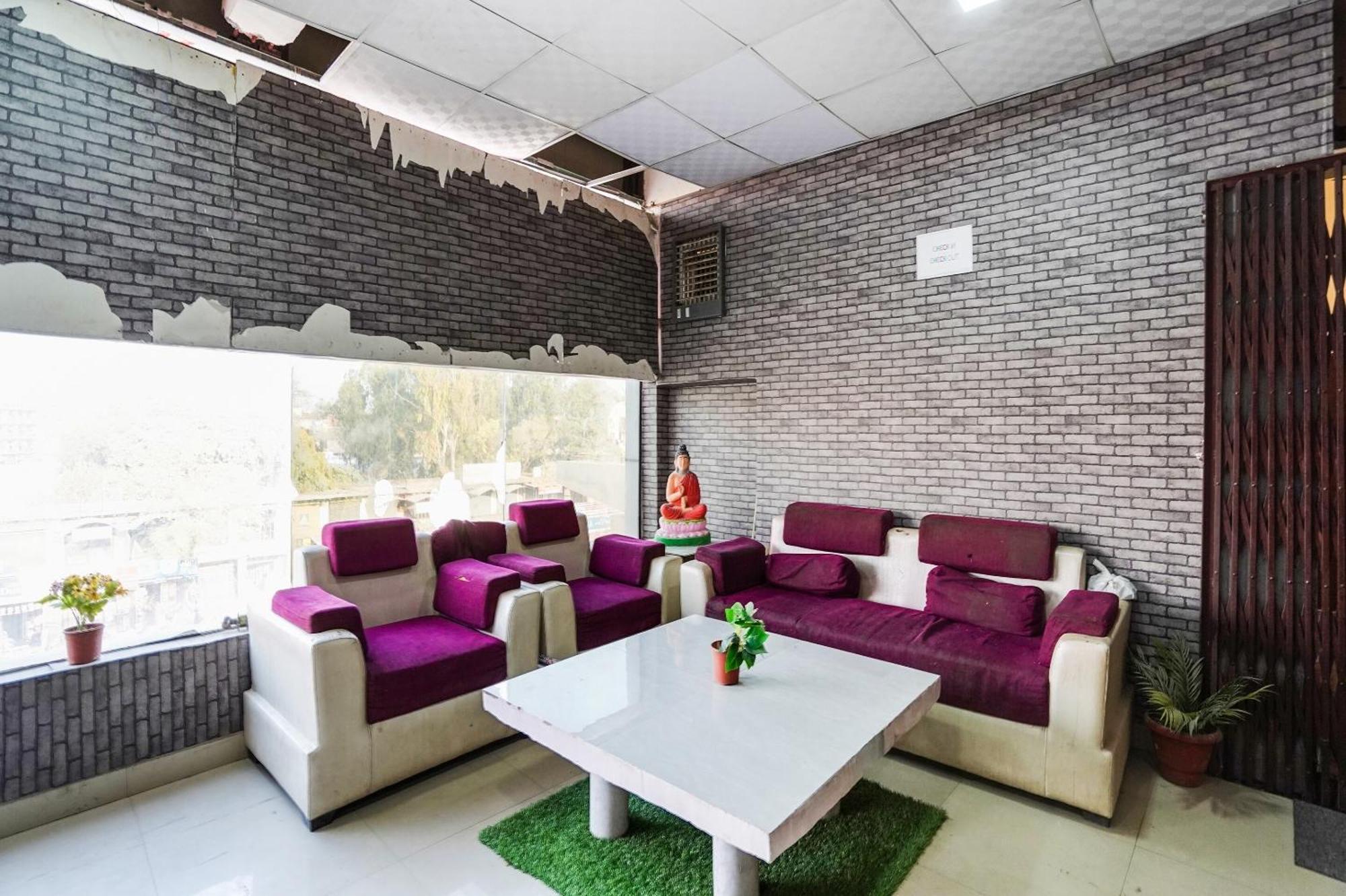 Hotel O Dream Palace Inn Noida Zewnętrze zdjęcie