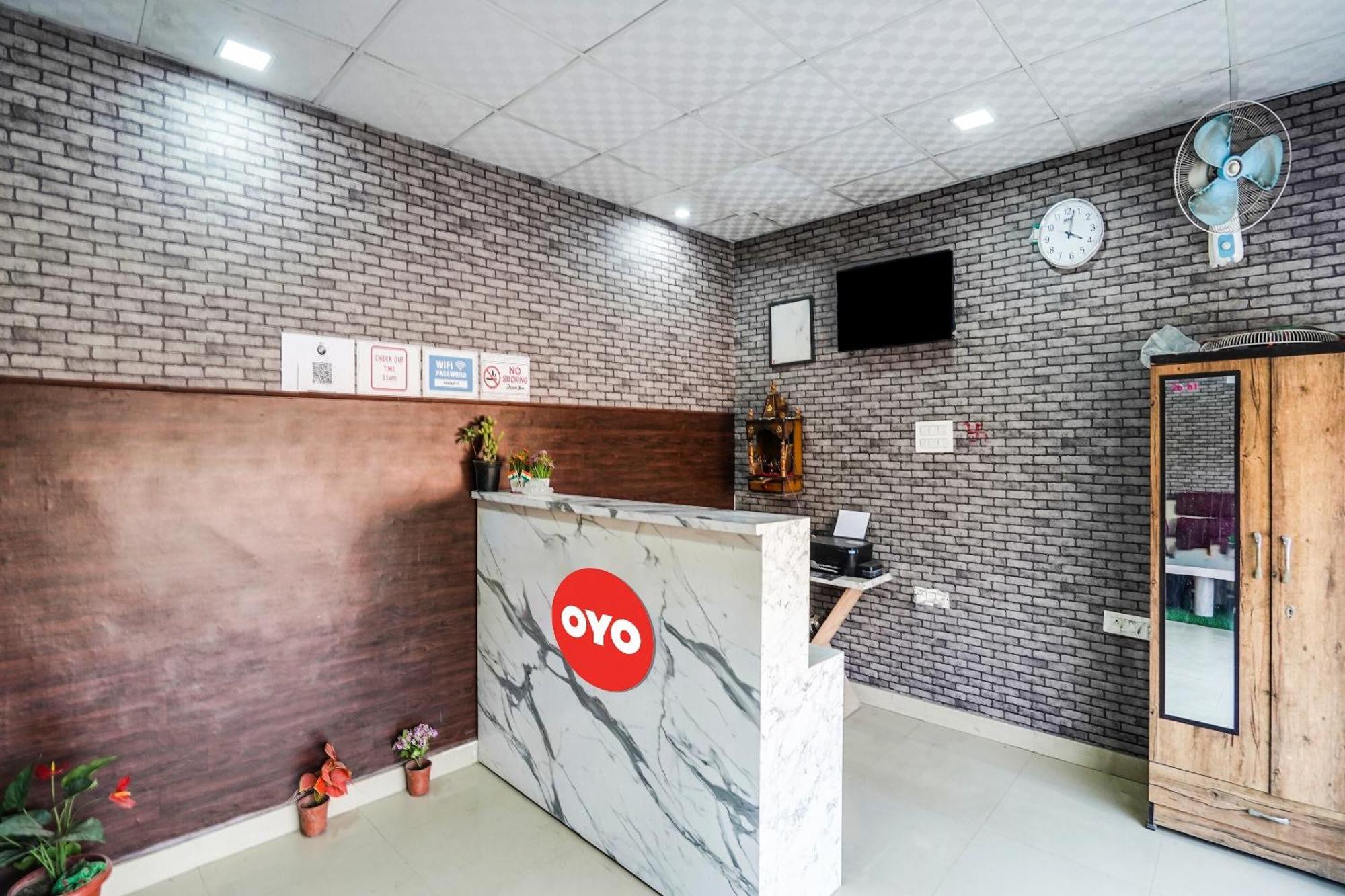 Hotel O Dream Palace Inn Noida Zewnętrze zdjęcie